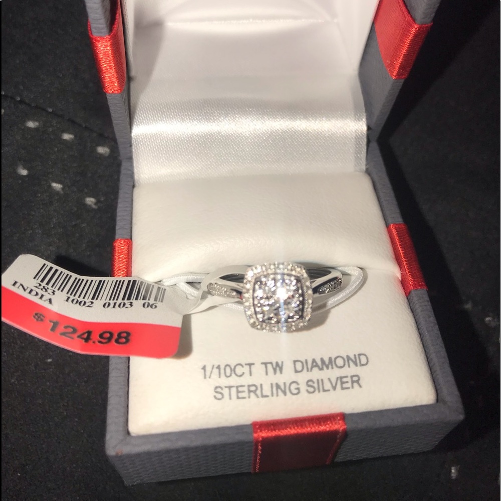 Sterling Silver 1/10 CTTW diamond ring